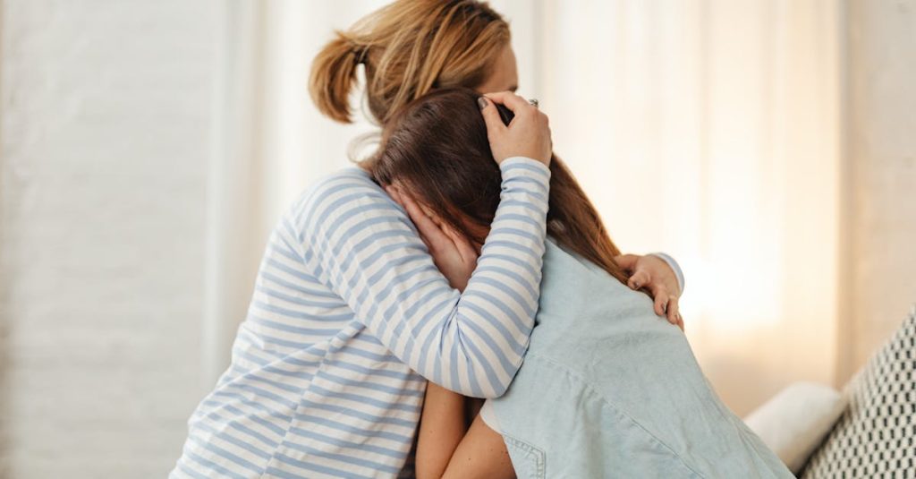 découvrez l'univers fascinant des relations entre mère et fille, explorant les liens uniques, les défis et les joies partagés. plongez dans des conseils, des témoignages et des ressources pour renforcer cette connexion précieuse et bâtir des souvenirs inoubliables.