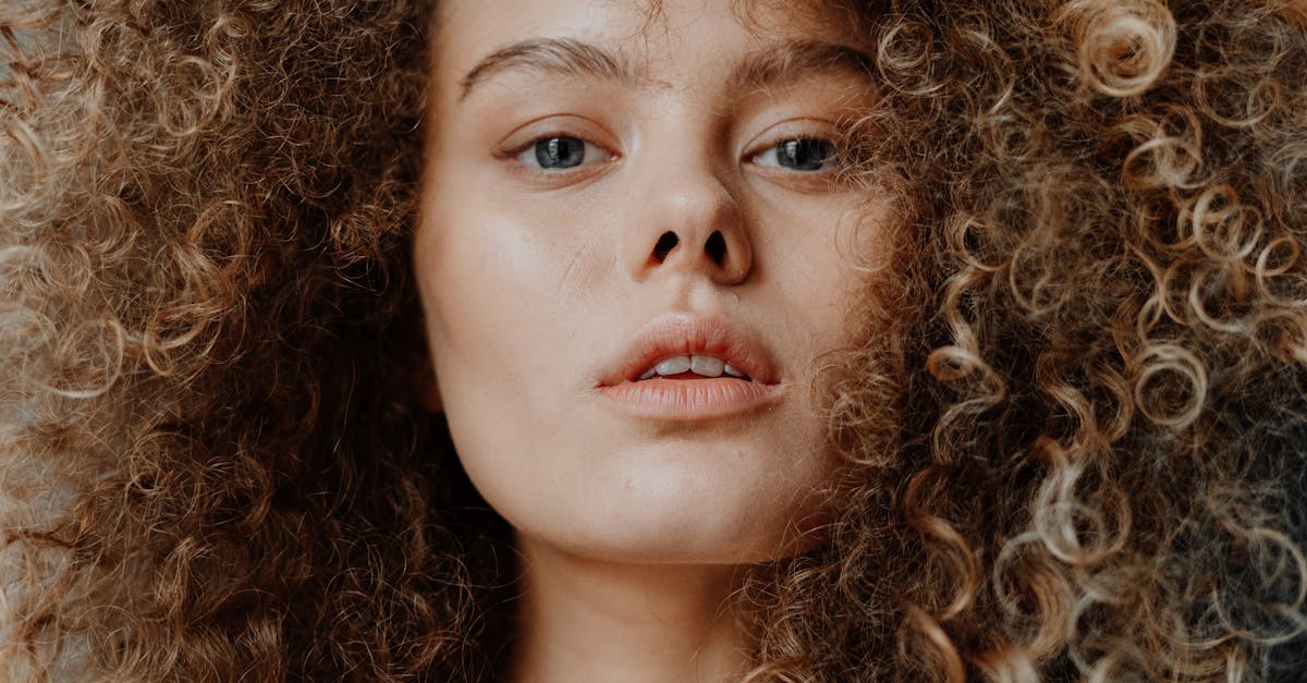 découvrez l'importance de la confiance en soi et comment elle peut transformer votre vie. apprenez des stratégies pratiques pour renforcer votre estime personnelle et atteindre vos objectifs avec assurance.