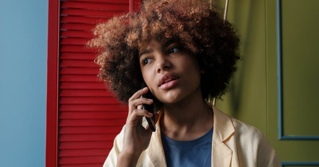 découvrez les obstacles à la communication et comment les surmonter pour améliorer vos échanges interpersonnels. apprenez à identifier et à gérer les barrières linguistiques, culturelles et émotionnelles pour favoriser une communication efficace.