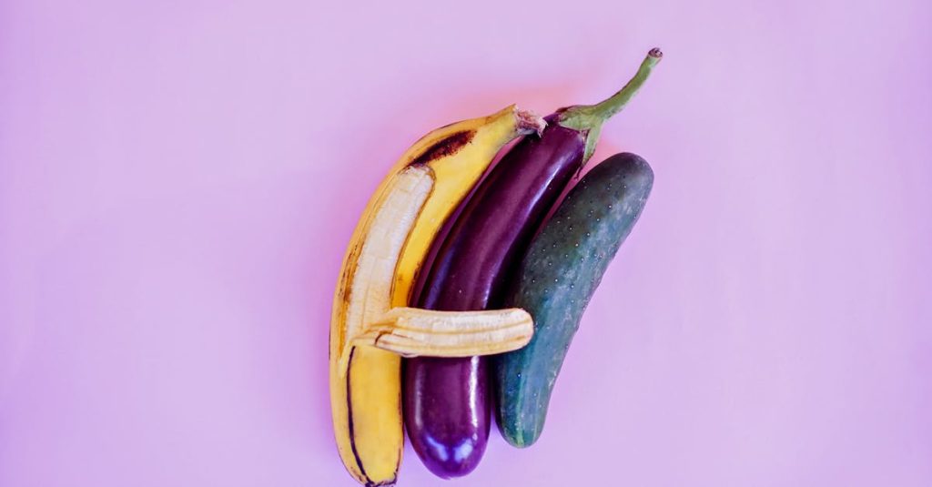 découvrez les déviances sexuelles, un sujet fascinant qui explore les comportements et préférences atypiques en matière de sexualité. apprenez-en davantage sur les différentes formes d'expression sexuelle, leurs implications psychologiques et sociologiques, ainsi que l'importance de l'acceptation et du respect dans les relations humaines.
