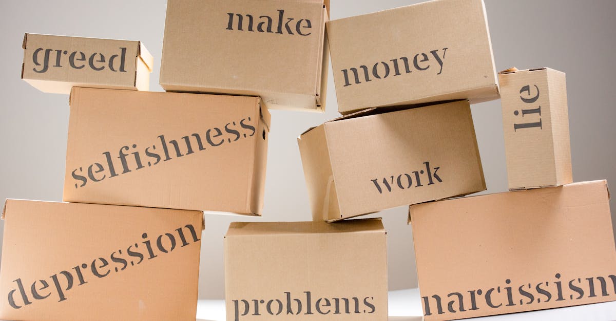 découvrez comment surmonter l'anxiété sociale avec des conseils pratiques, des stratégies efficaces et des ressources pour améliorer votre confiance et interagir avec les autres en toute sérénité.