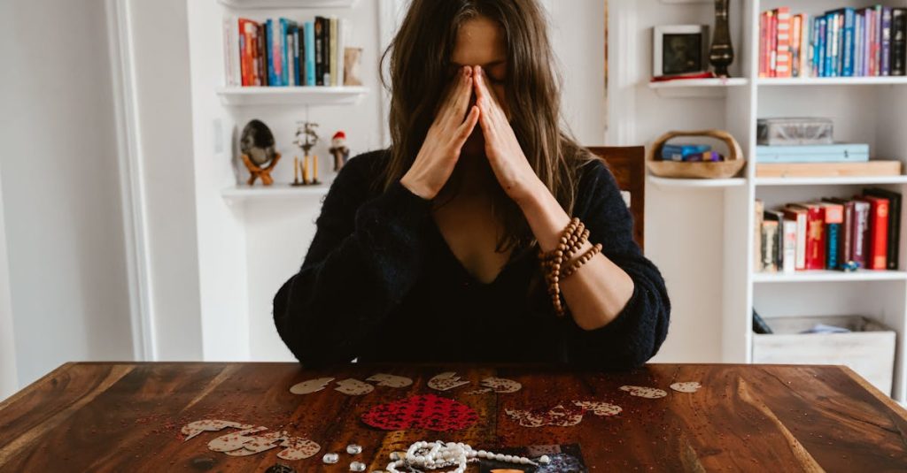 La tristesse liée à la fin d’année : comprendre et surmonter ce sentiment découvrez comment surmonter la mélancolie de fin d'année et transformer cette période en un moment de réflexion et de renouveau. explorez des conseils pratiques pour retrouver l'espoir et la joie malgré les défis saisonniers.