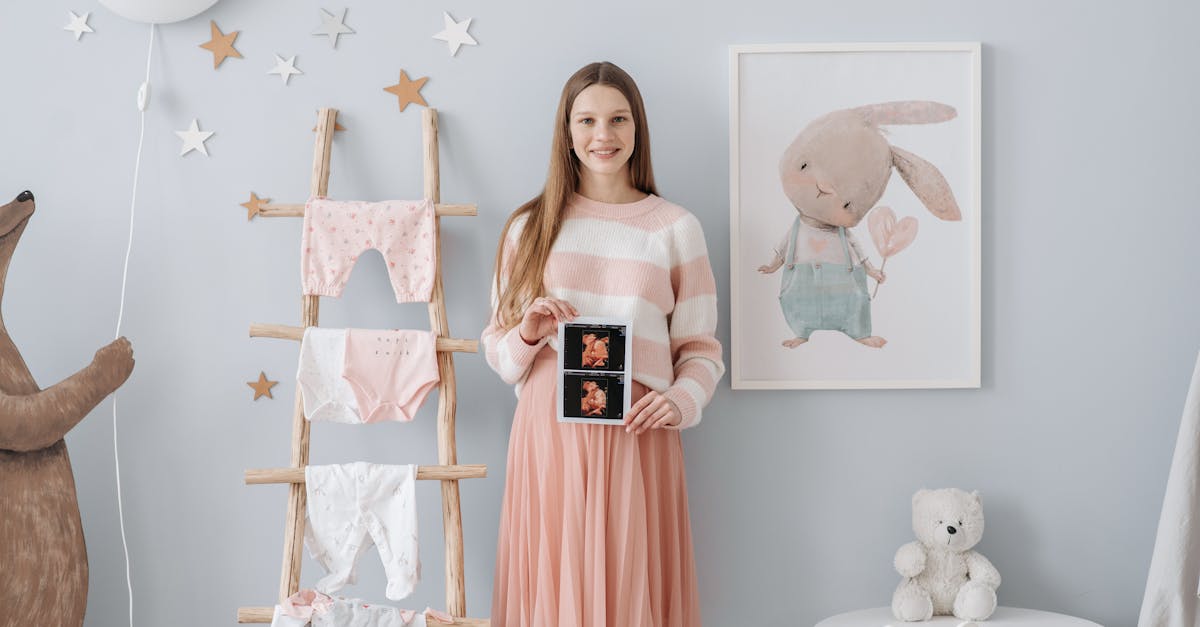 découvrez tout ce qu'il faut savoir sur le baby blues : ses symptômes, sa durée, et comment le surmonter. apprenez à reconnaître cette période délicate du postpartum et trouvez des conseils pour le vivre sereinement.