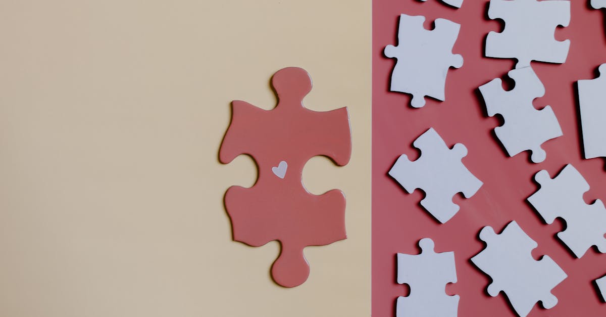 découvrez les symptômes, les causes et les traitements du trouble bipolaire, une maladie mentale complexe qui affecte des millions de personnes à travers le monde. informez-vous sur les moyens de gérer cette condition et d'améliorer la qualité de vie.