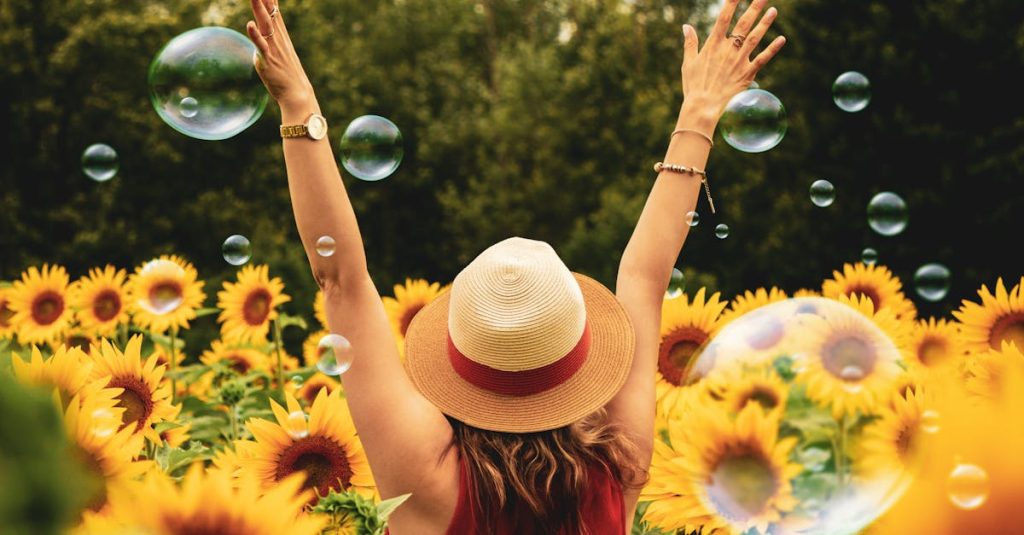 Comment apprendre à être heureux : techniques et conseils pratiques découvrez les secrets du bonheur et apprenez à cultiver la joie au quotidien. explorez des conseils pratiques, des inspirations et des stratégies pour créer une vie épanouissante et pleine de sérénité.