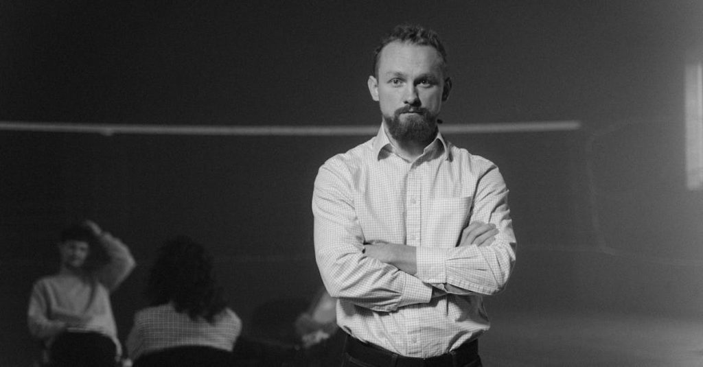 découvrez le monde fascinant de la psychanalyse, une approche thérapeutique profonde qui explore les mécanismes de l'inconscient, les rêves et les relations humaines. plongez dans les concepts clés et les techniques qui peuvent transformer votre compréhension de vous-même et des autres.