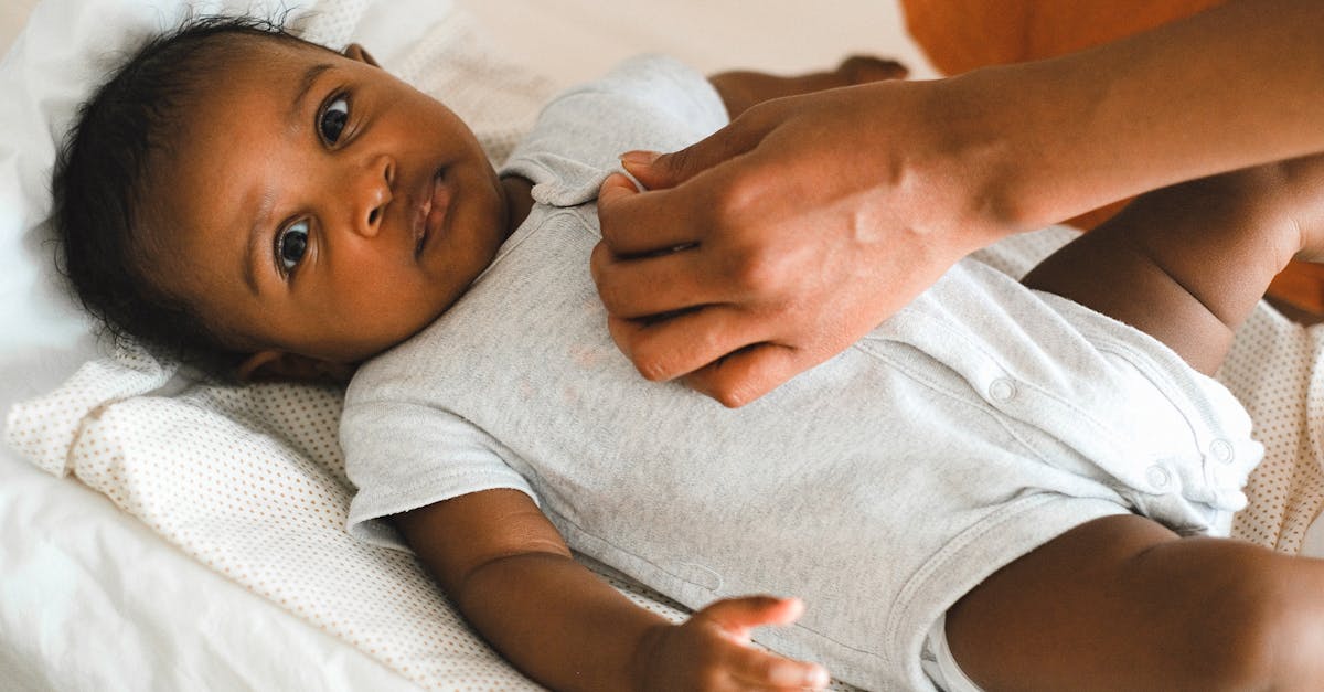 découvrez les enjeux de l'attachement évitant : ses caractéristiques, ses impacts sur les relations interpersonnelles, et des conseils pour surmonter cette difficulté émotionnelle. améliorez vos relations et apprenez à mieux comprendre ce type d'attachement.