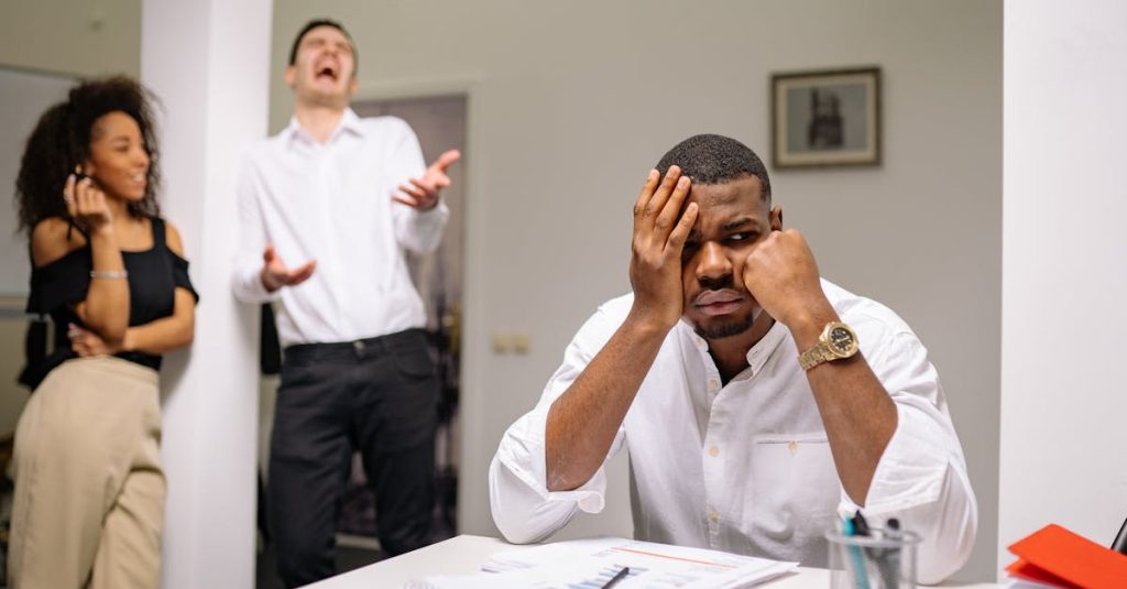 découvrez les différentes formes de harcèlement, ses impacts psychologiques et légaux, et les moyens de s'en protéger. informez-vous sur le soutien disponible et les solutions pour lutter contre ce fléau.