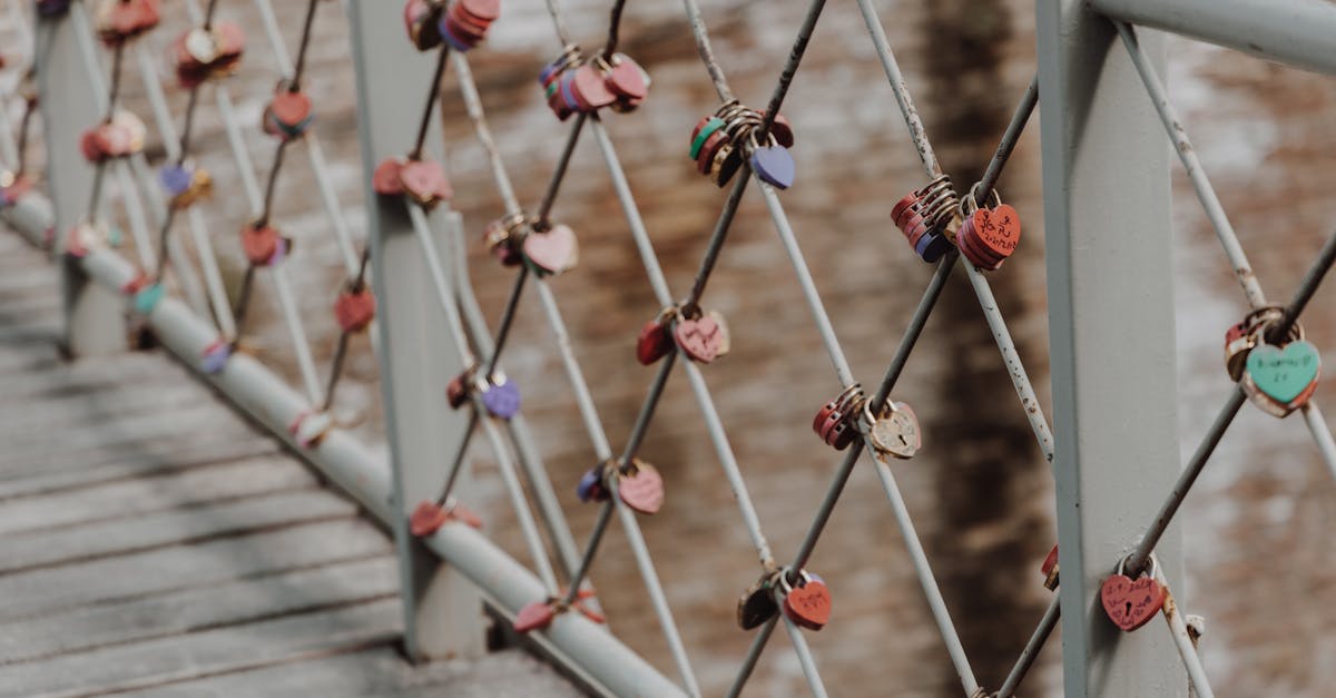 découvrez l'importance d'un attachement sécure pour le développement émotionnel et relationnel. apprenez comment instaurer des liens sains et équilibrés avec vos proches pour favoriser une vie épanouie.