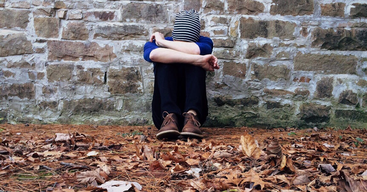 découvrez des informations essentielles sur la dépression, ses symptômes, ses causes et les traitements disponibles. apprenez comment obtenir de l'aide et soutenir ceux qui en souffrent.