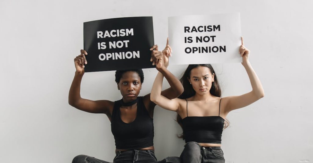 découvrez les principes éthiques fondamentaux qui guident nos actions et décisions. apprenez comment l'éthique influence notre société, nos interactions et nos choix quotidiens pour un monde plus juste et responsable.