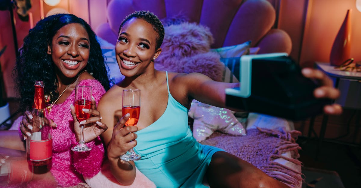 découvrez le monde fascinant des enfants surdoués : leurs caractéristiques uniques, leurs besoins particuliers et des conseils pour les accompagner dans leur épanouissement. apprenez comment reconnaître leur potentiel exceptionnel et les soutenir à chaque étape de leur développement.