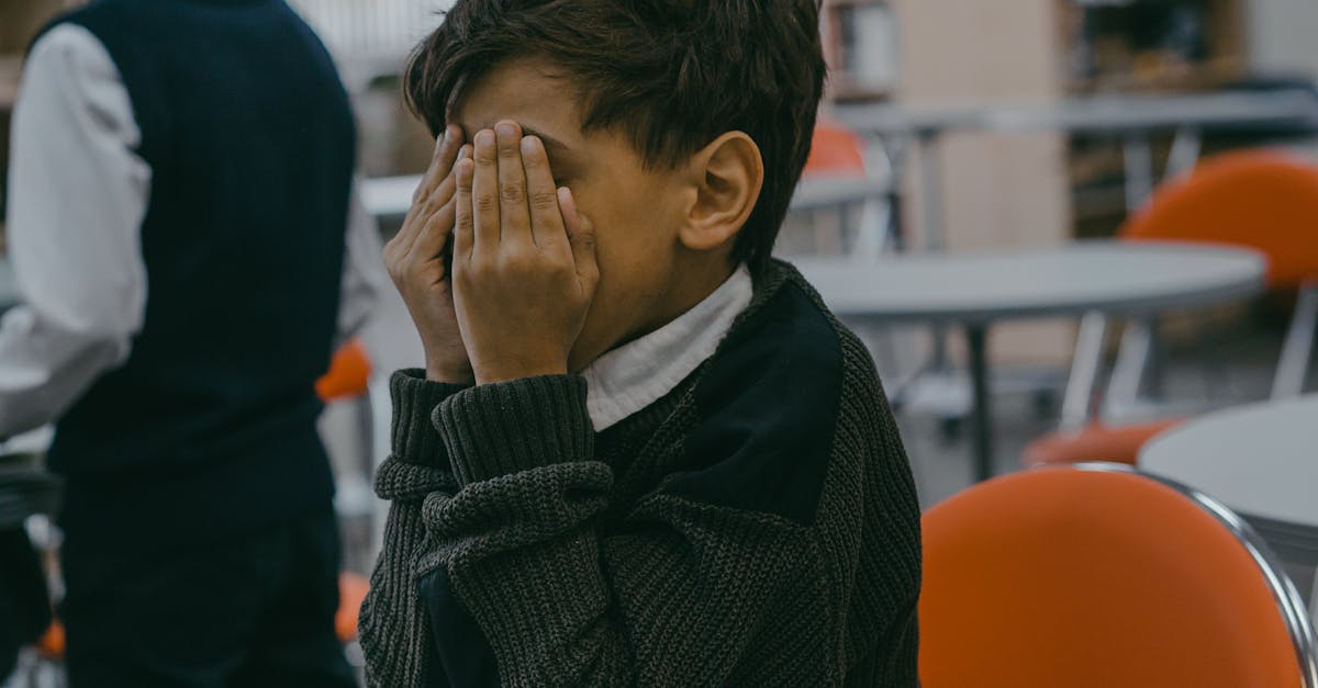 découvrez les signes et les conséquences de l'abus narcissique. apprenez à reconnaître les comportements manipulateurs et à vous protéger des relations toxiques pour retrouver votre bien-être et votre épanouissement personnel.