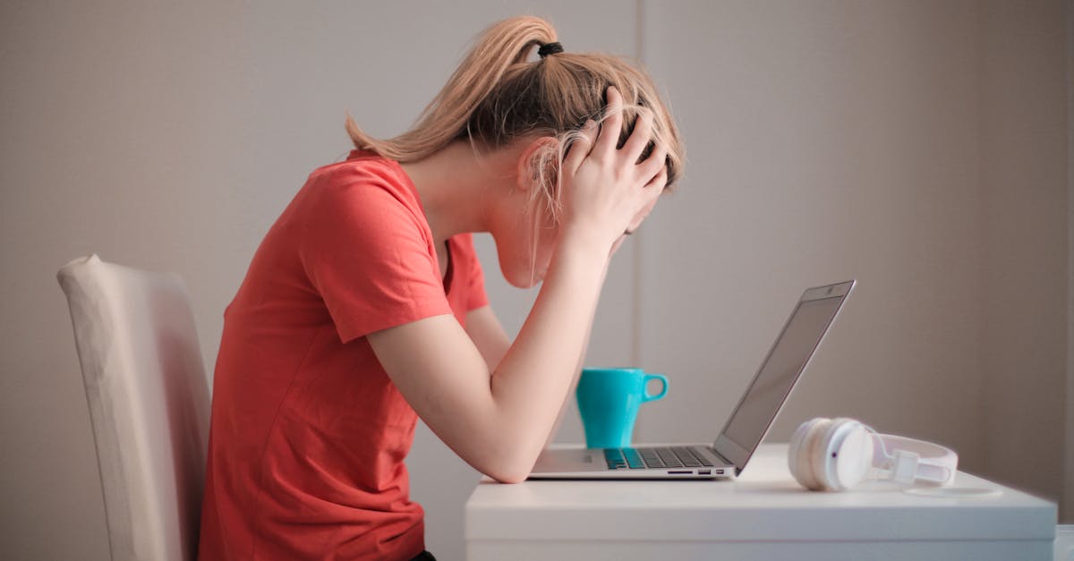 découvrez les causes, symptômes et traitements de l'anxiété généralisée. apprenez comment mieux gérer votre stress et retrouver une vie sereine grâce à nos conseils et ressources spécialisés.