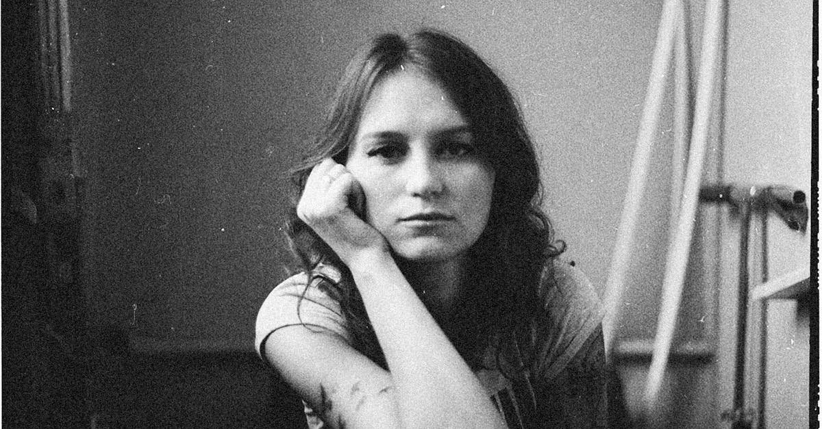 découvrez les films psychologiques, des œuvres captivantes qui explorent les méandres de l'esprit humain. plongez dans des récits intrigants, où suspense et émotions se mêlent pour vous tenir en haleine. parfait pour les amateurs de thrillers psychologiques et de drames profonds.