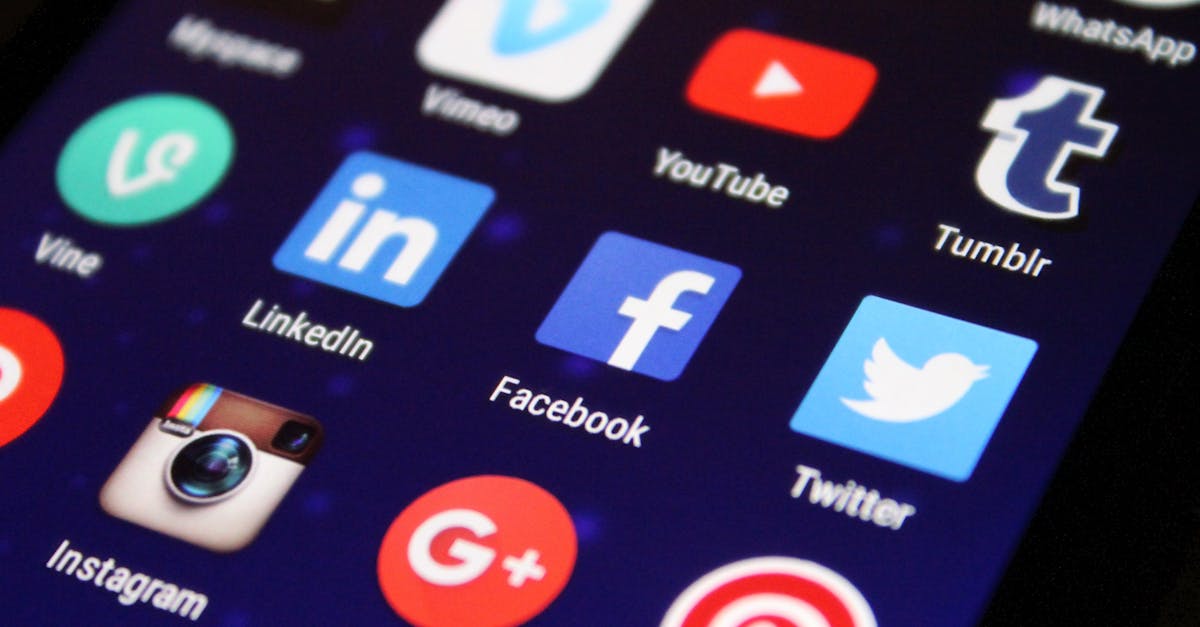 découvrez les principes essentiels de la communication, ses différents types, son importance au quotidien et des conseils pour améliorer vos échanges personnels et professionnels.