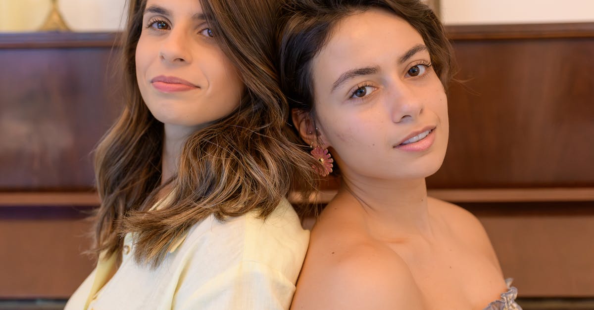 découvrez combien de fois les couples ont des rapports intimes en moyenne, les facteurs qui influencent la fréquence de l’intimité, et des conseils pour trouver un équilibre adapté à votre relation.