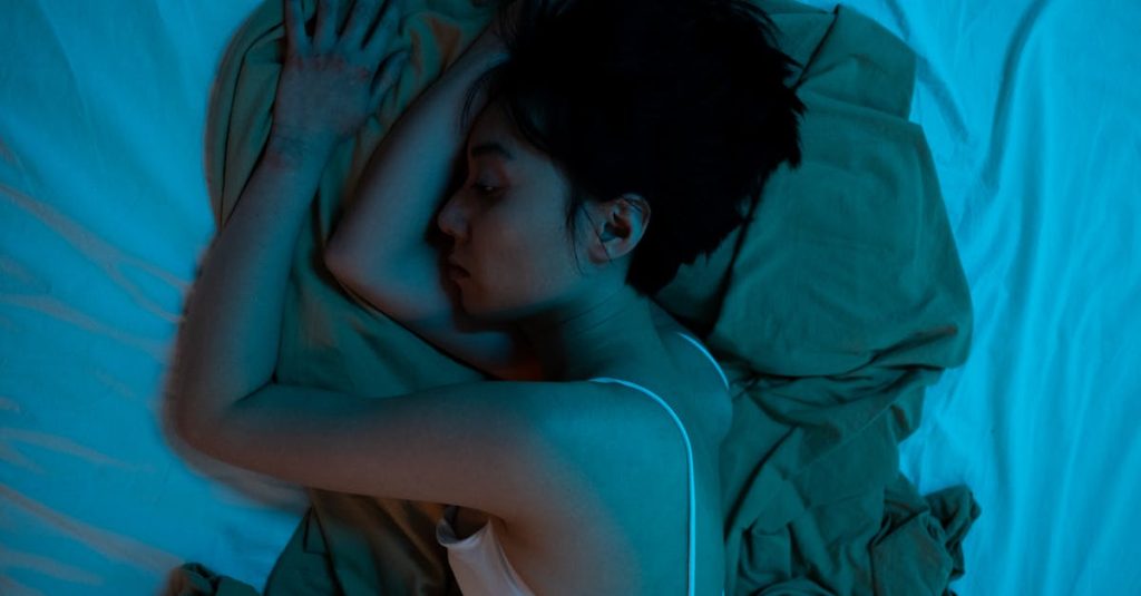 caractéristiques des individus qui préfèrent la solitude découvrez les causes, les effets et les solutions à la solitude. informez-vous sur les moyens de mieux comprendre et surmonter la loneliness pour améliorer votre bien-être.