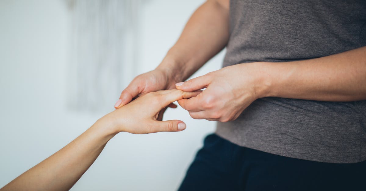 découvrez tout sur le manipulateur : définition, caractéristiques, comportements et conseils pour reconnaître ou gérer une personne manipulatrice dans votre entourage.