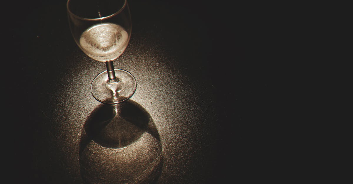 découvrez tout ce qu’il faut savoir sur l’alcool : ses effets, ses risques, les différentes boissons alcoolisées, et des conseils pour une consommation responsable.