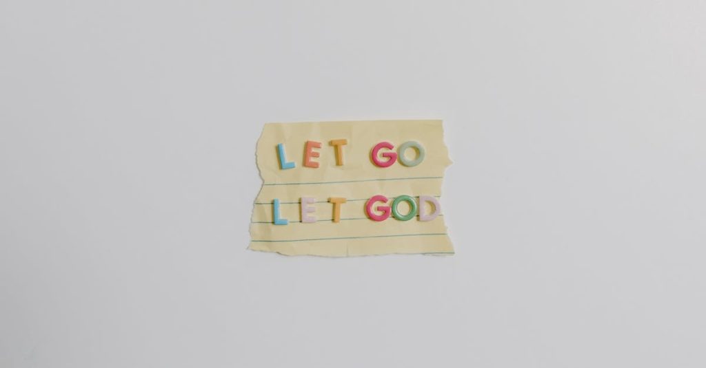 découvrez comment adopter l'attitude 'let go' pour vivre plus sereinement, gérer le stress et lâcher prise sur le contrôle au quotidien. conseils pratiques et astuces bien-être.