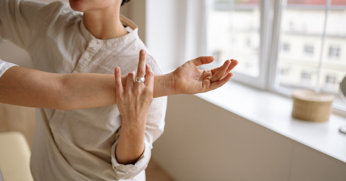 découvrez tout sur les manipulateurs : définition, types, comportements et conseils pour les reconnaître et s’en protéger efficacement.