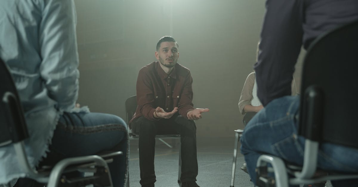 découvrez le rôle du psychiatre, spécialiste médical de la santé mentale, ses méthodes de diagnostic et de traitement des troubles psychiques, ainsi que ses conseils pour un accompagnement personnalisé.