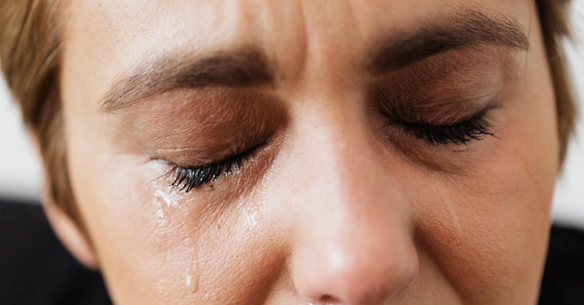 découvrez ce qu'est le deuil, ses différentes étapes et des conseils pour traverser cette période difficile. informations et soutien pour mieux comprendre et vivre le processus de grief.