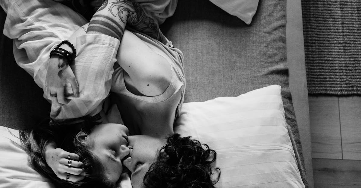 découvrez les différents types de relations amoureuses, leurs caractéristiques et ce qui les rend uniques. guide pratique pour mieux comprendre les dynamiques de couple et choisir la relation qui vous convient.