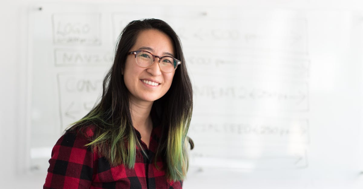 découvrez comment renforcer votre confiance en vous grâce à nos conseils pratiques et astuces efficaces pour une estime de soi durable.