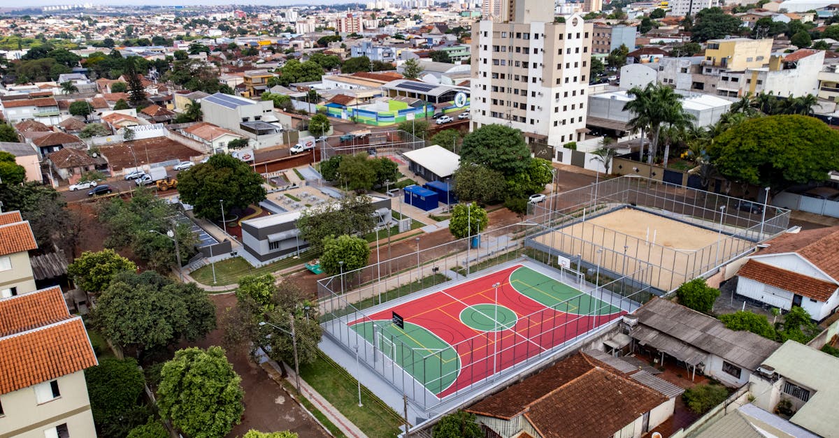 découvrez ce qu'est le complexe d'œdipe chez les enfants, ses manifestations, et son impact sur le développement psychologique selon les théories psychanalytiques.