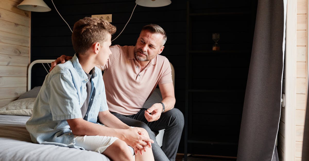 découvrez ce qu'est l'aliénation parentale : causes, signes, conséquences pour les enfants et conseils pour faire face à cette situation complexe dans les relations familiales.