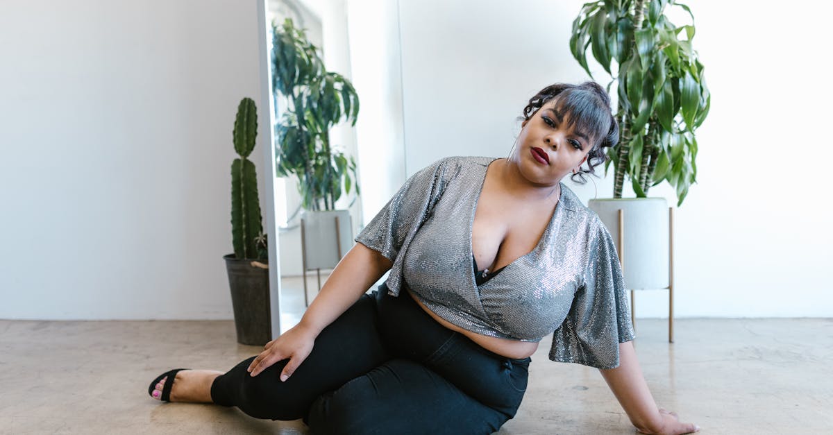 découvrez comment développer votre confiance en soi grâce à des conseils pratiques et des techniques efficaces pour renforcer votre estime personnelle.