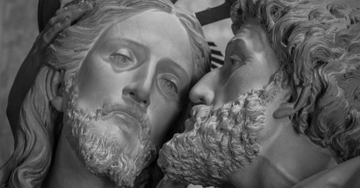 découvrez une histoire intense de trahison, où les liens de confiance sont mis à l'épreuve et les secrets dévoilés.