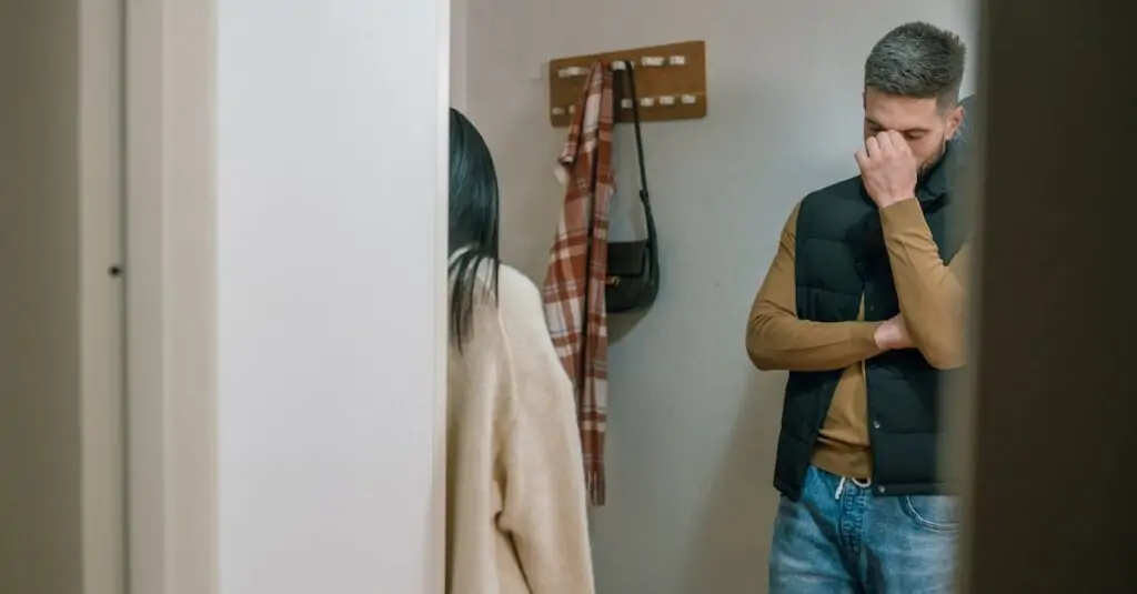 découvrez comment surmonter les défis émotionnels après une rupture, avec des conseils pour gérer la tristesse, l'anxiété et retrouver votre équilibre.