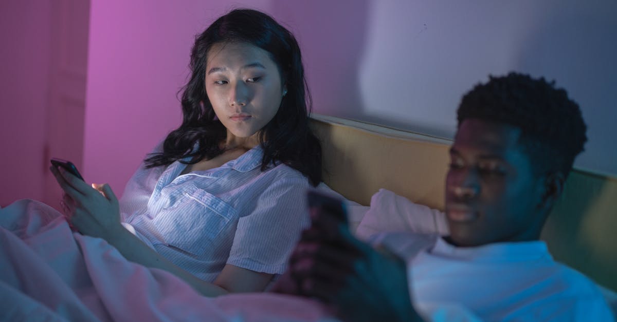 découvrez les origines, les effets et les moyens de gérer la jalousie dans les relations personnelles et professionnelles.