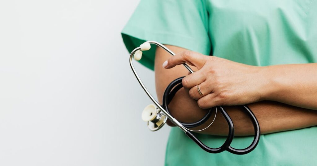 Le syndrome de l’infirmière : l’art de s’occuper des autres au détriment de soi-même découvrez le syndrome de l'infirmière : causes, symptômes et conseils pour mieux comprendre et gérer ce phénomène courant dans le milieu médical.