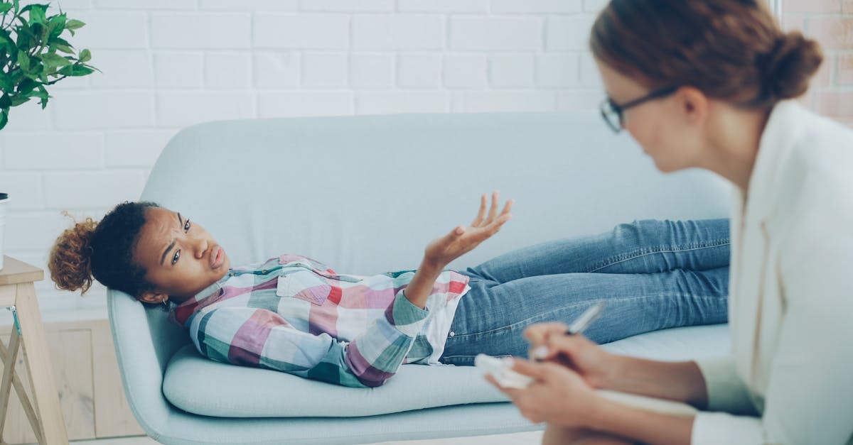découvrez la thérapie centrée sur les émotions, une approche thérapeutique qui aide à comprendre et à gérer les émotions pour améliorer le bien-être mental et les relations.