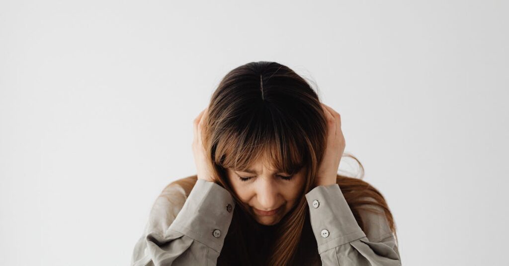 découvrez comment les émotions négatives se propagent et impactent notre environnement social, ainsi que des stratégies pour les gérer efficacement.