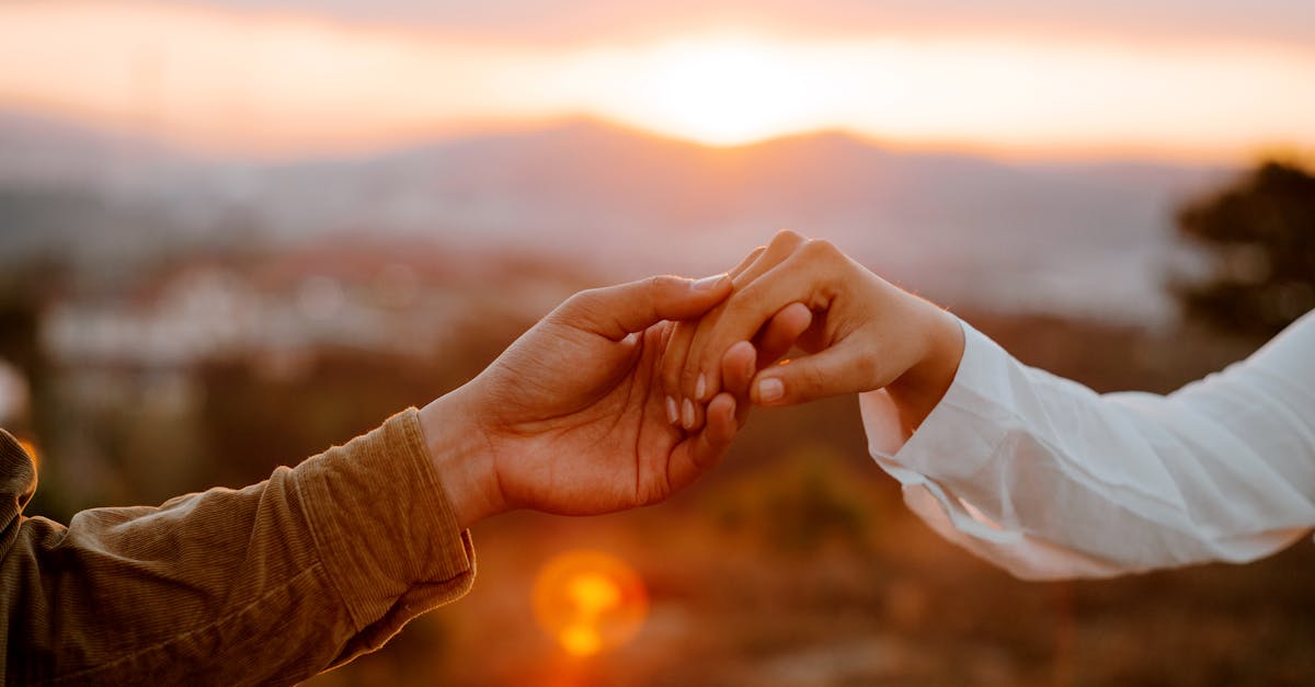 découvrez des conseils pratiques et des insights pour améliorer vos relations personnelles et professionnelles, renforcer la communication et construire des liens durables.