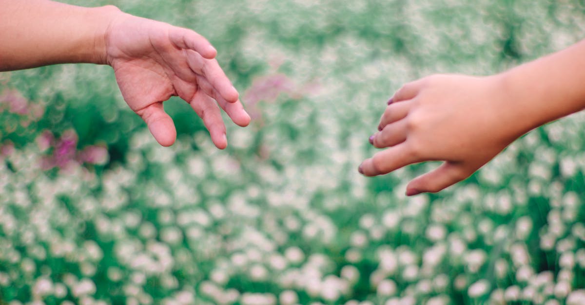 découvrez l'importance de l'empathie, cette capacité à comprendre et partager les sentiments des autres, pour améliorer les relations humaines et favoriser la bienveillance au quotidien.